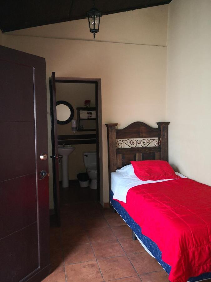 Hotel San Judas Tadeo Garden Antigua Eksteriør billede